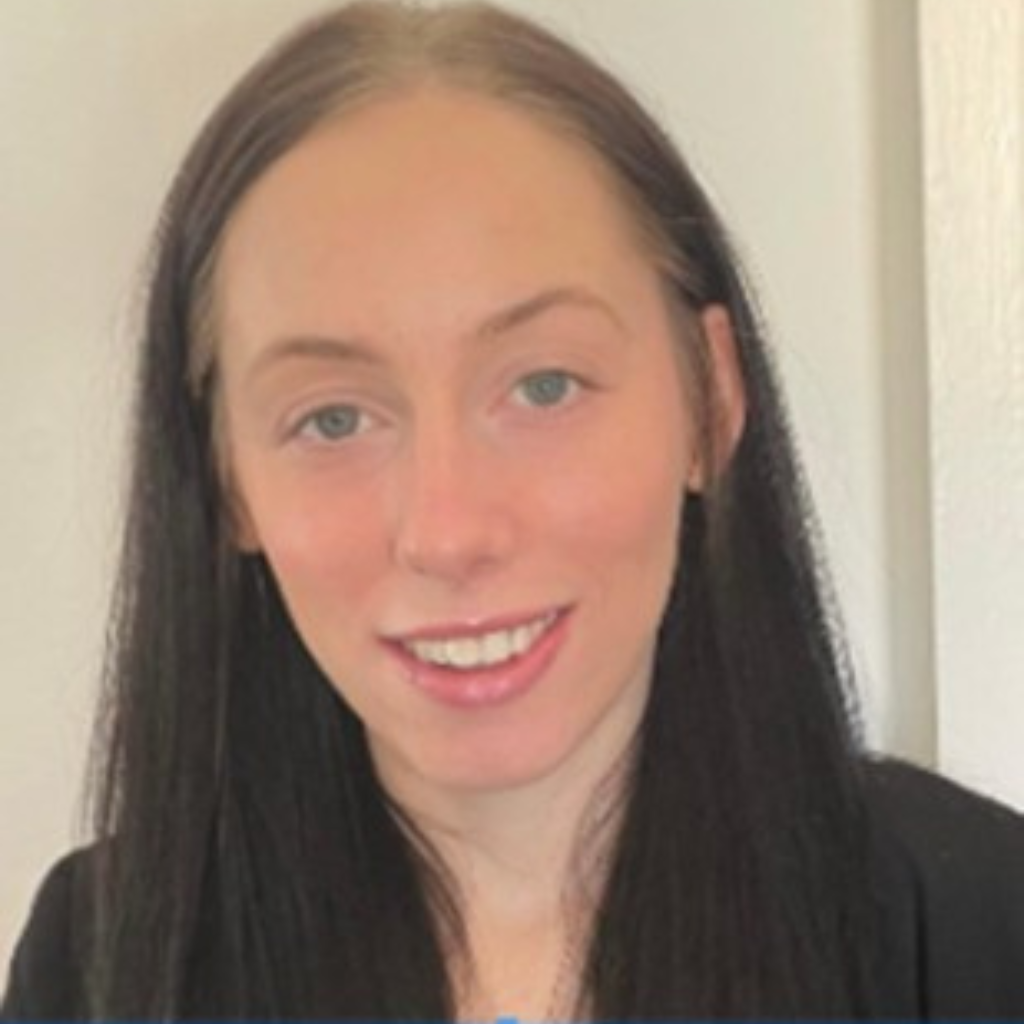 Business Administrator Apprentice Leah secures full time job